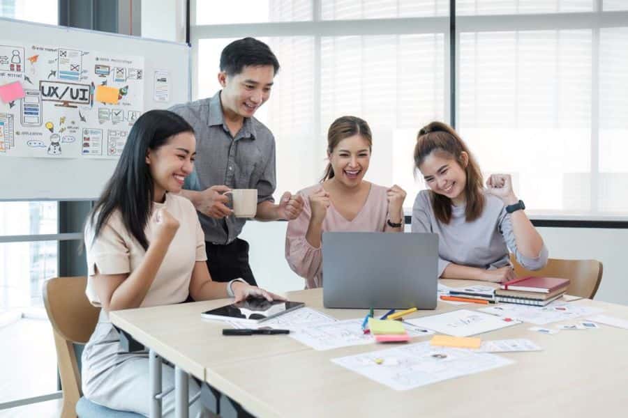 Bảng tổng hợp so sánh các loại bảo hiểm sức khỏe giúp gia đình dễ dàng lựa chọn gói sản phẩm phù hợp ngân sách