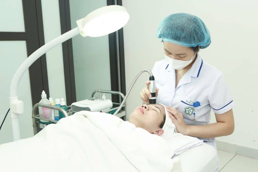 Giá khám và danh mục kỹ thuật tại Bạch Mai được niêm yết rõ ràng