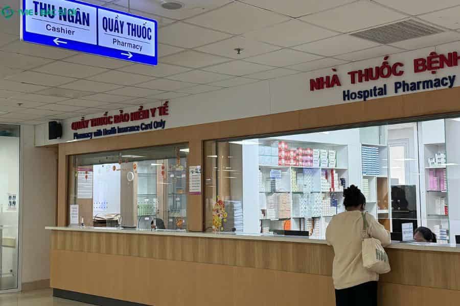 Cấu trúc chi phí điều trị nội trú bao gồm tiền giường, xét nghiệm, phẫu thuật và thuốc