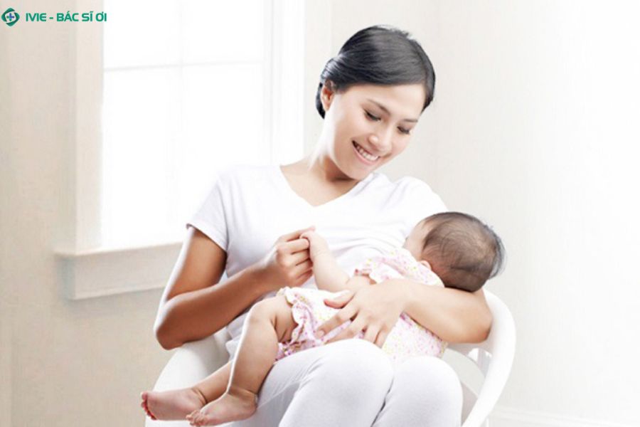 6 sai lầm khi canh sữa cho bé 7 tháng