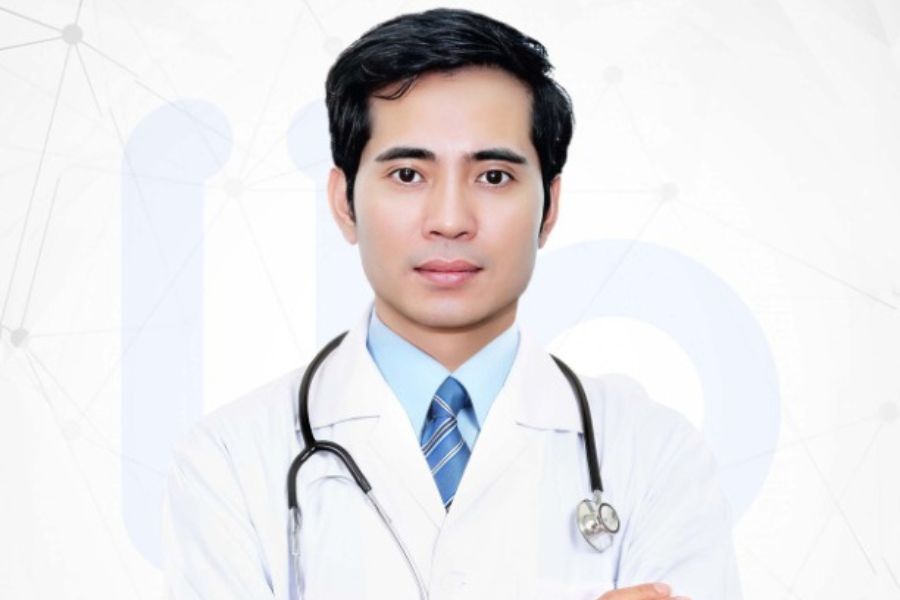 Bác sĩ Trần Nguyễn Ngọc chuyên gia đầu ngành điều trị tự kị tại Việt Nam