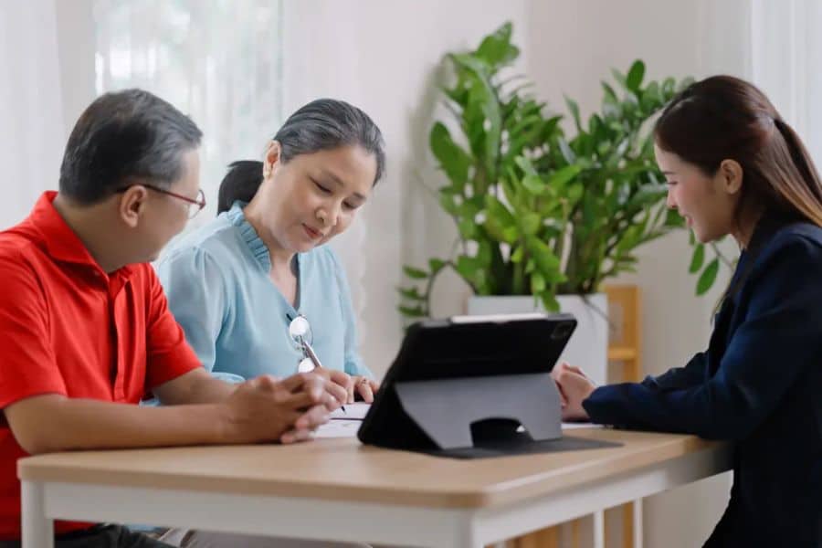 Lựa chọn loại hình bảo hiểm tùy thuộc vào nhu cầu bảo vệ tài chính ngắn hạn hay dài hạn
