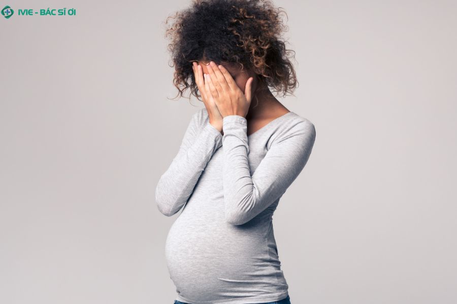 Mang thai sớm khiến nhiều bạn trẻ mất đi cơ hội học tập và phát triển sự nghiệp