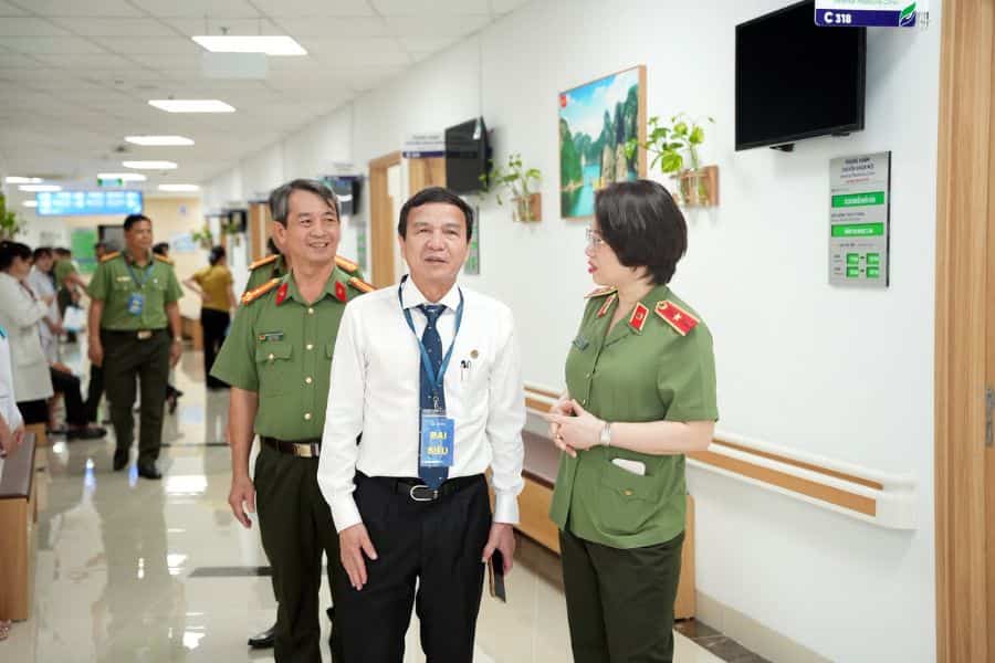 Bệnh viện 30-4 của Bộ Công An tọa lạc tại vị trí đắc địa đường Sư Vạn Hạnh, Quận 5, TP.HCM