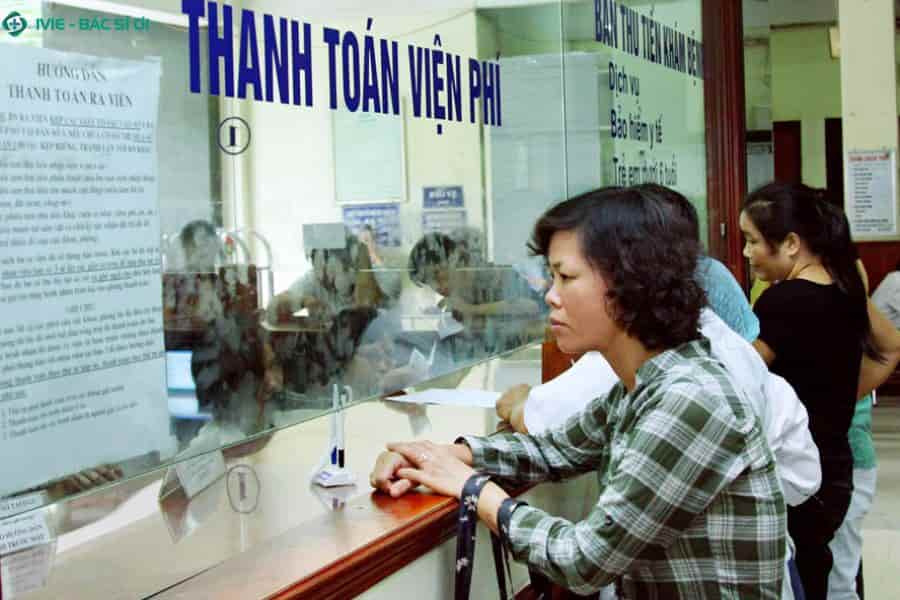 BHYT hỗ trợ một phần lớn chi phí điều trị, tuy nhiên người bệnh vẫn cần tự chi trả khoảng trống viện phí còn lại