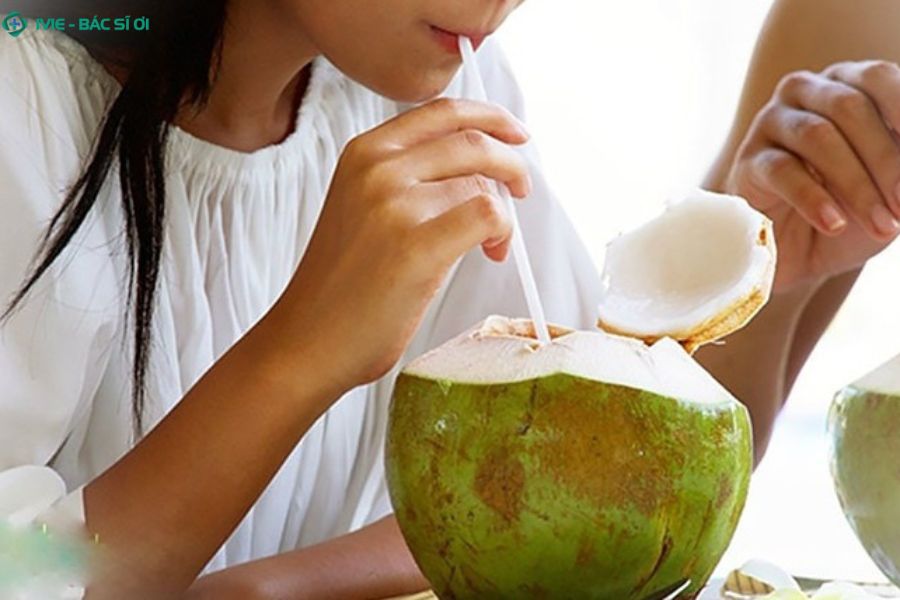 Nước dừa lựa chọn tự nhiên giàu điện giải, hỗ trợ bù nước hiệu quả