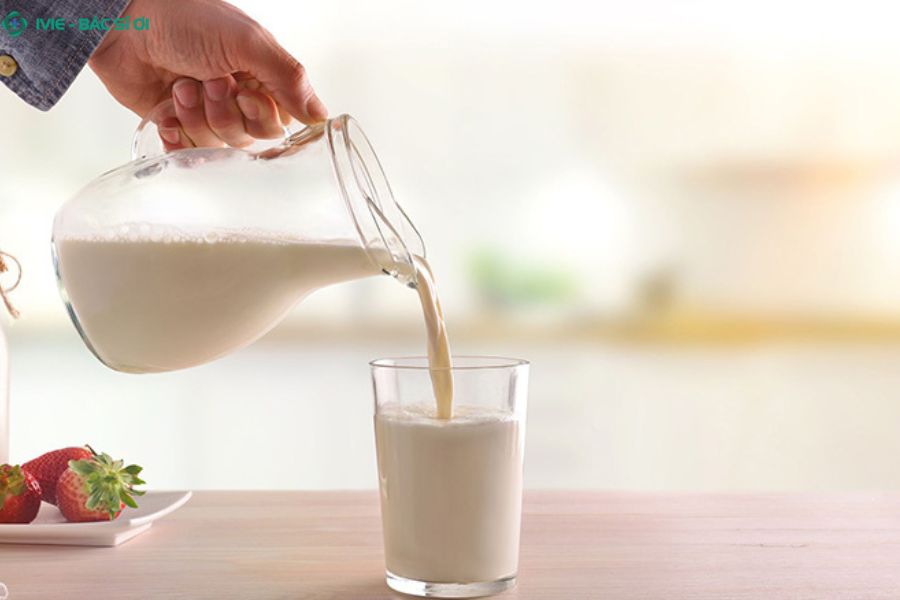 Xuất huyết dạ dày có uống được sữa không? Tìm hiểu loại sữa phù hợp để không làm dạ dày thêm tổn thương