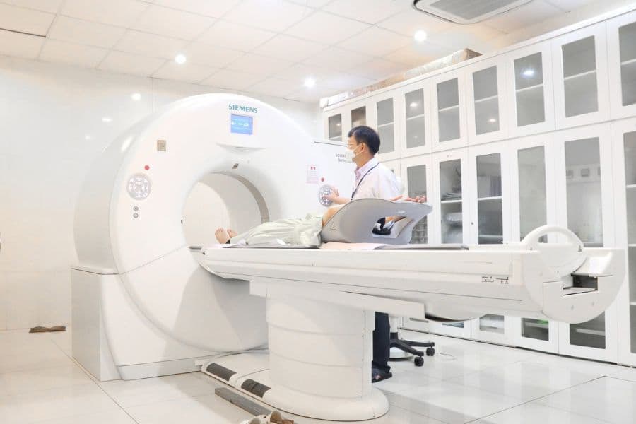 Mức giá chụp CT và MRI tại Bệnh viện 30-4 có sự chênh lệch giữa danh mục BHYT và dịch vụ khám Theo yêu cầu