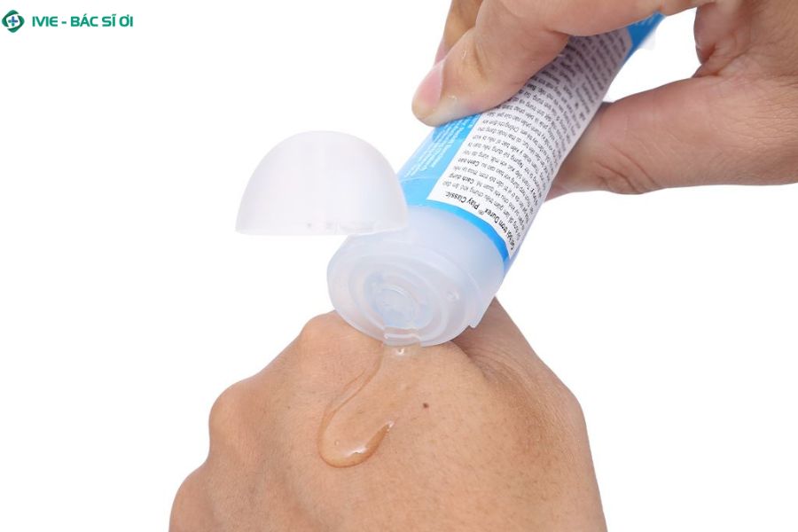 Lựa chọn gel bôi trơn chuyên biệt giúp bảo vệ niêm mạc vùng kín khỏi các kích ứng không đáng có