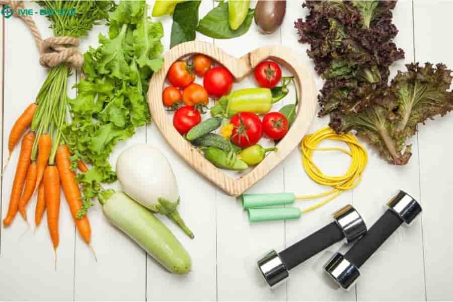 Thiết lập lối sống lành mạnh là giải pháp tự nhiên giúp kiểm soát men gan ổn định