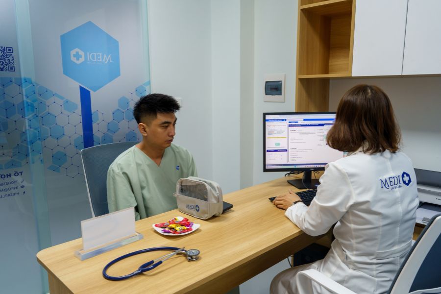 Khám và điều trị đau nửa đầu bên trái cho mẹ bầu tại Tổ hợp Y tế MEDIPLUS