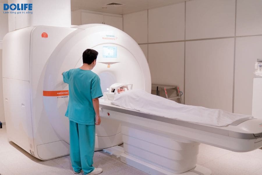 Hệ thống MRI 1.5 Tesla Magnetom Sempra (Siemens) vận hành êm ái, cho hình ảnh độ phân giải cao tại Bệnh viện Quốc tế DoLife
