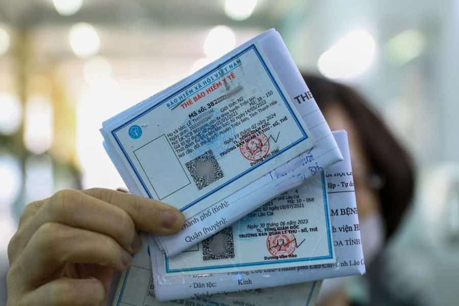 Tỷ lệ chi trả của BHYT và khoảng trống tài chính OOP người bệnh phải tự thanh toán khi điều trị nội trú