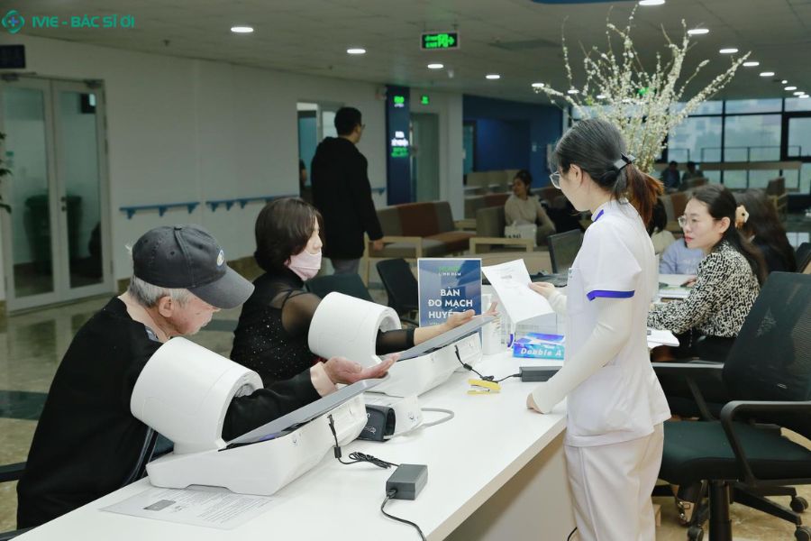 Khám chữa đau khớp gối tại Bệnh viện Đại Học Y dược Linh Đàm