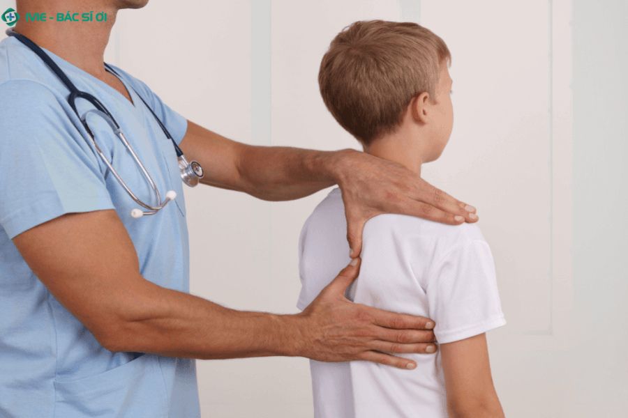 Phương pháp điều trị gù lưng an toàn và hiệu quả