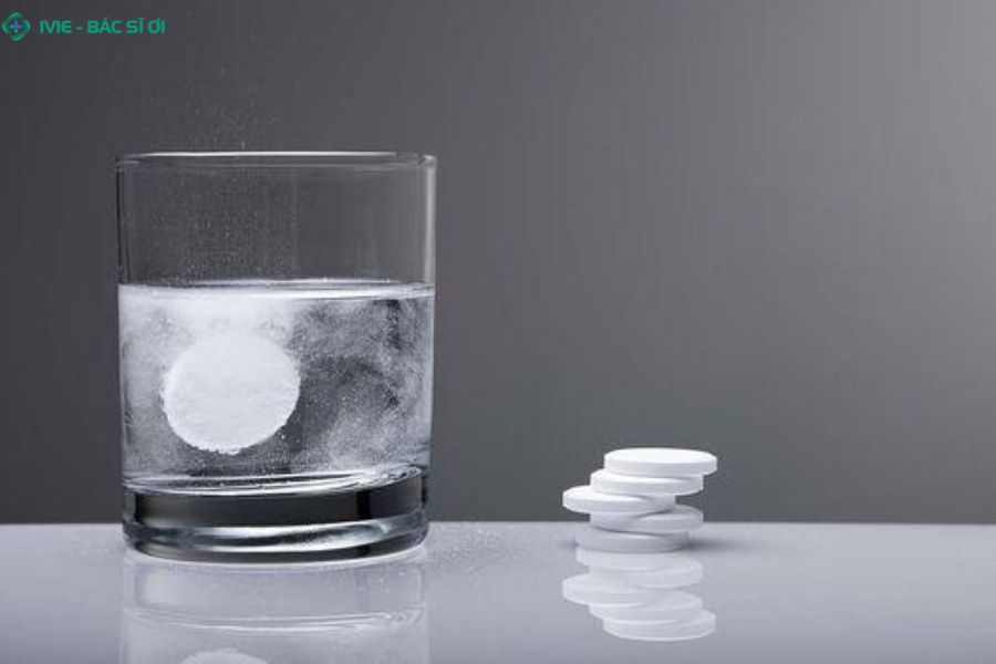 Hướng dẫn sử dụng viên sủi hạ sốt đúng cách