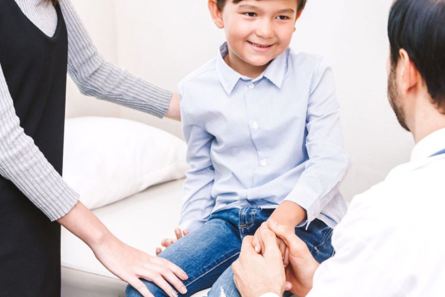 Phòng tránh và xử lý mảng trắng trong bao quy đầu ở trẻ em