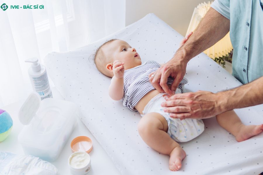 Cách nhận biết trẻ 2 tháng tuổi bị tiêu chảy