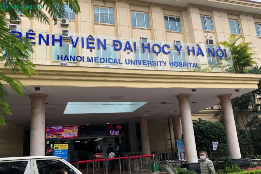 Khám tràn dịch khớp gối tại Phòng khám số 1 - Bệnh viện Đại học Y Hà Nội