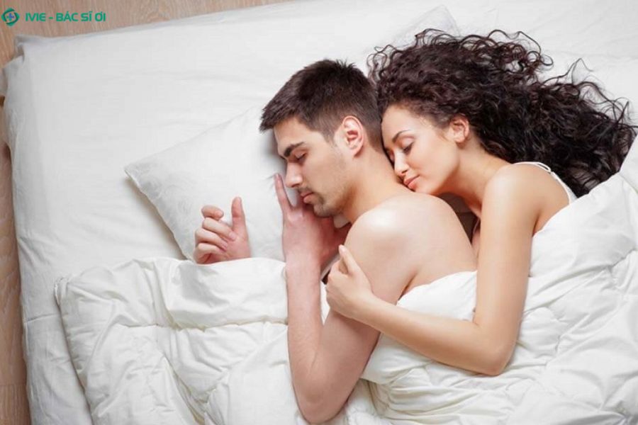 Hoạt động tình dục lành mạnh giúp cơ thể giải phóng nhiều hormone có lợi, cải thiện chất lượng cuộc sống