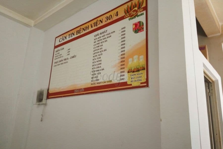 Không gian rộng rãi, sạch sẽ tại căn tin Bệnh viện 30-4 phục vụ bệnh nhân và người nhà