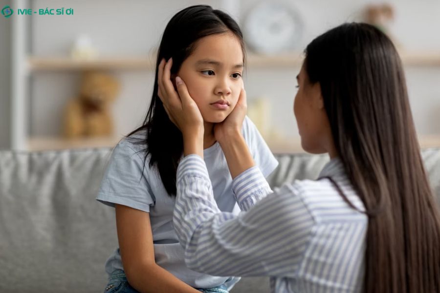 Cha mẹ cần thấu hiểu những thay đổi trong thế giới nội tâm của trẻ vị thành niên để xây dựng sợi dây kết nối tin cậy