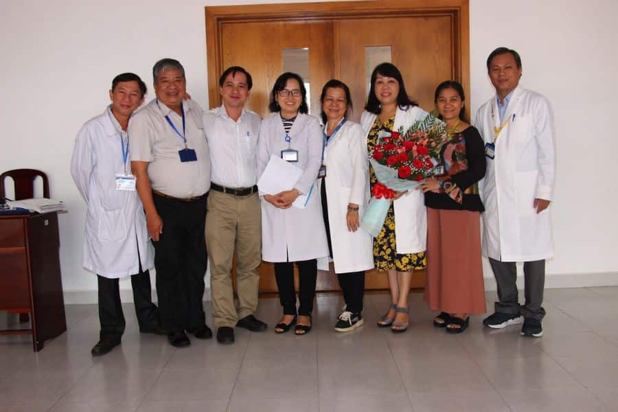 Đội ngũ bác sĩ tại Bệnh viện Đa khoa TP Cần Thơ luôn tận tâm tư vấn và lắng nghe người bệnh