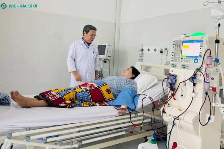 Khoảng trống chi phí y tế (OOP) khiến bệnh nhân chạy thận phải tự bù đắp khoản tiền lớn dù đã có BHYT