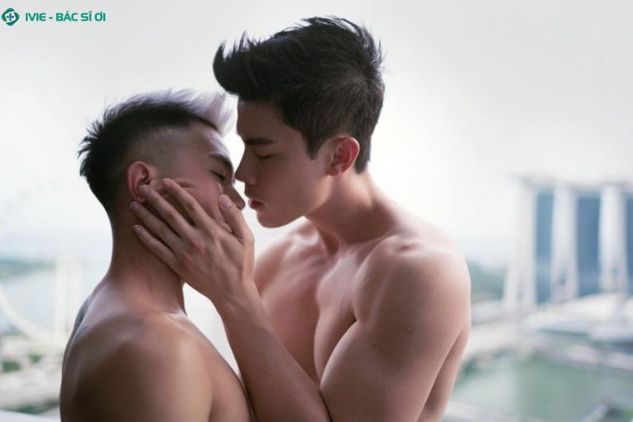 Đồng tính nam là gì? Hiểu đúng theo góc nhìn khoa học