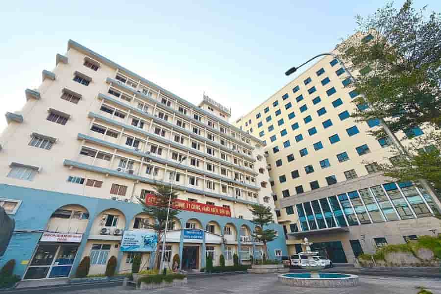 Cổng chính Bệnh viện 30-4 tại số 9 Sư Vạn Hạnh, Quận 5, TP.HCM