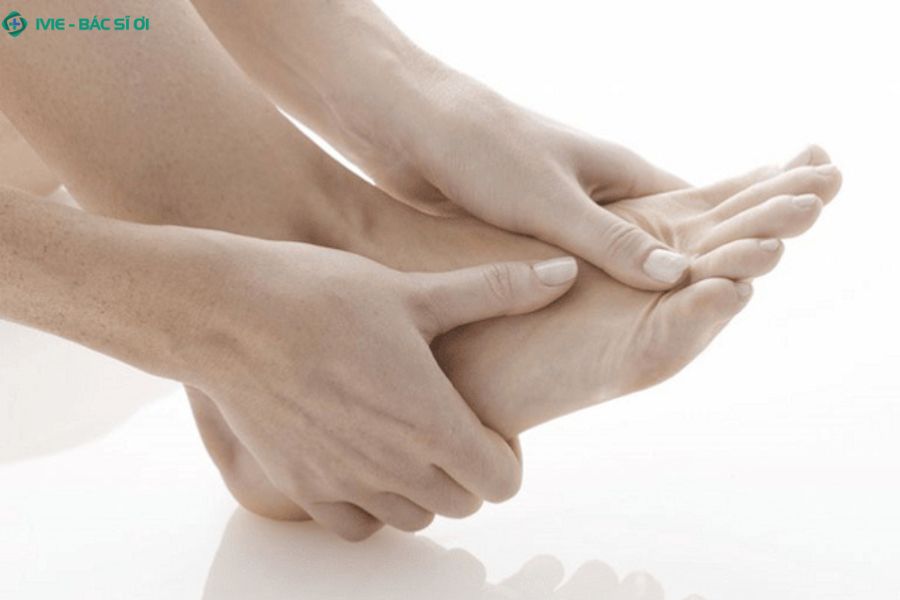 Tự nhiên đau ngón chân có thể tự phát từ các các bệnh lý tiềm ẩn nguy hiểm