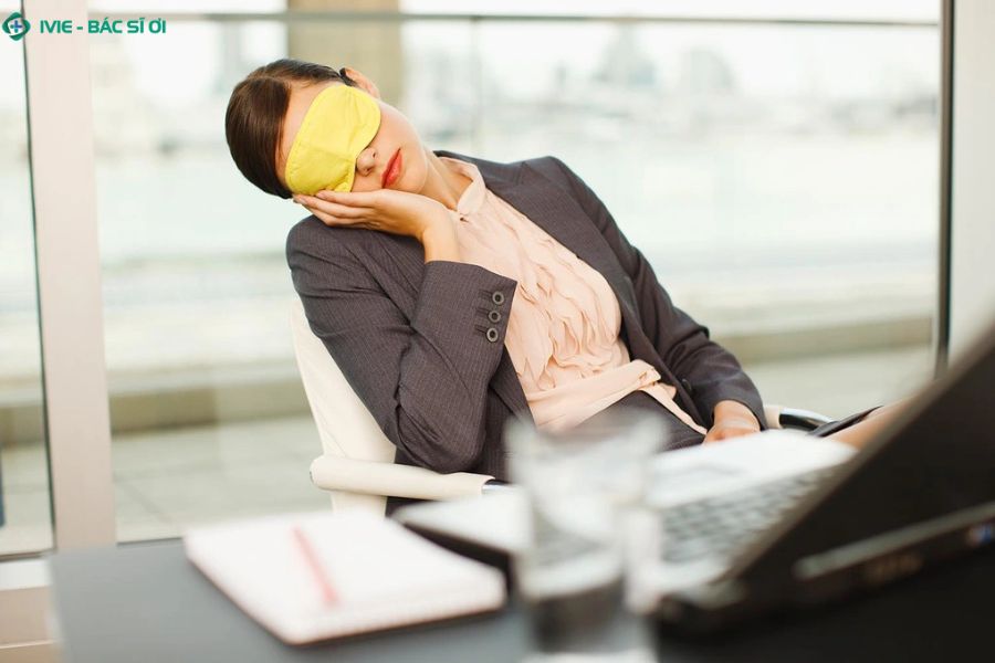 Ngủ trưa bao lâu để tỉnh táo hơn