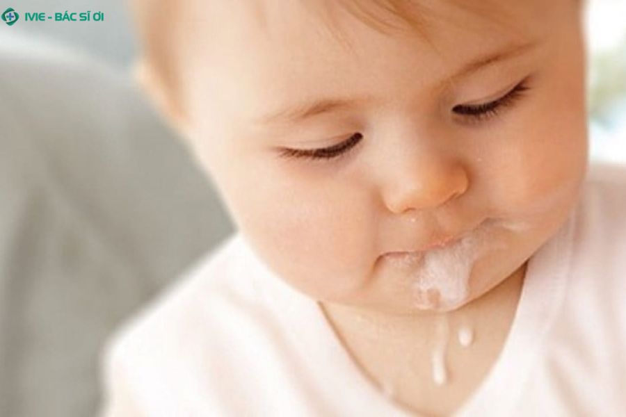 Trào ngược dạ dày là gì?