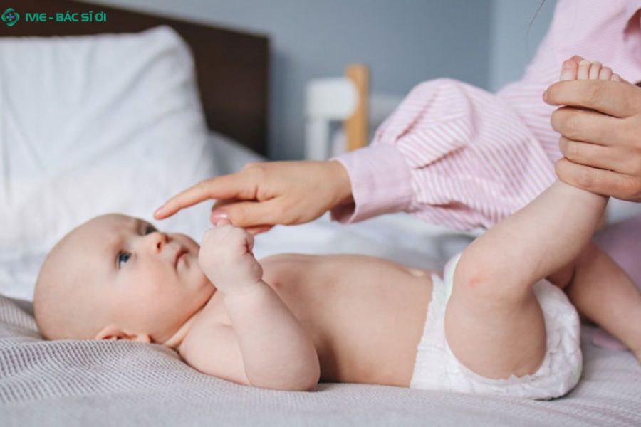 Phân bình thường của trẻ 4 tháng tuổi