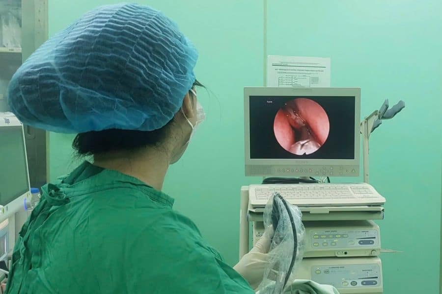 Người bệnh có thể thực hiện thanh toán chi phí khám BHYT nhanh chóng tại các quầy thủ tục của Bệnh viện 30-4