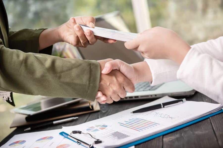 Nguyên tắc bồi thường giúp giảm gánh nặng viện phí, bảo đảm công bằng và hạn chế trục lợi bảo hiểm