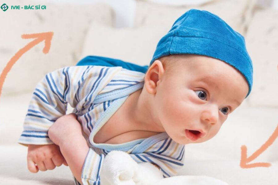 Phân biệt đi tướt sinh lý và tiêu chảy ở trẻ 3 tháng tuổi