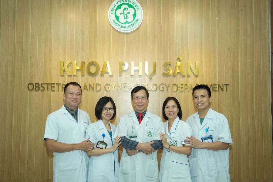 Bệnh viện Bạch Mai là cơ sở y tế tuyến cuối, lượng bệnh nhân đến khám mỗi ngày rất đông