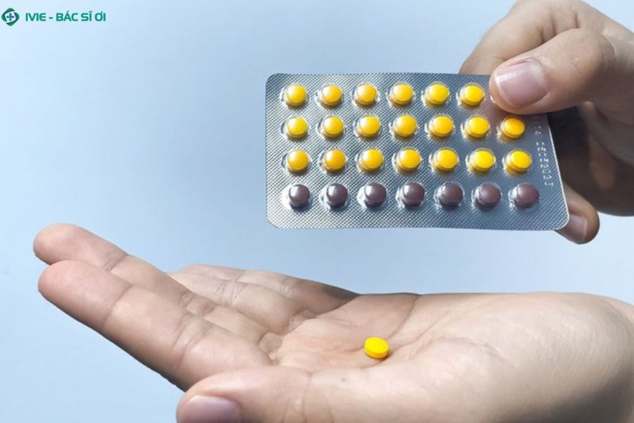 Cách uống thuốc tránh thai hàng ngày đúng và an toàn