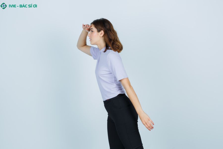 Dấu hiệu nhận biết hội chứng cổ rùa