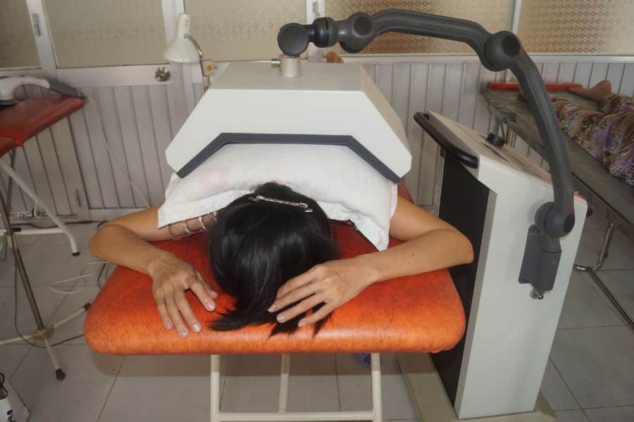 Không gian điều trị rộng rãi, trang thiết bị hiện đại tại Khoa Y Dược Cổ Truyền - Vật Lý Trị Liệu