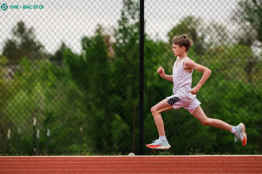 Xây dựng lối sống năng động với các môn thể thao giúp cân bằng tâm sinh lý và hỗ trợ phát triển chiều cao tối ưu