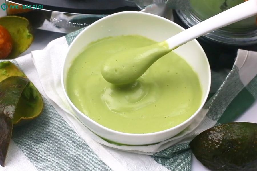 Bơ là giàu dưỡng chất, hỗ trợ phát triển não bộ cho bé