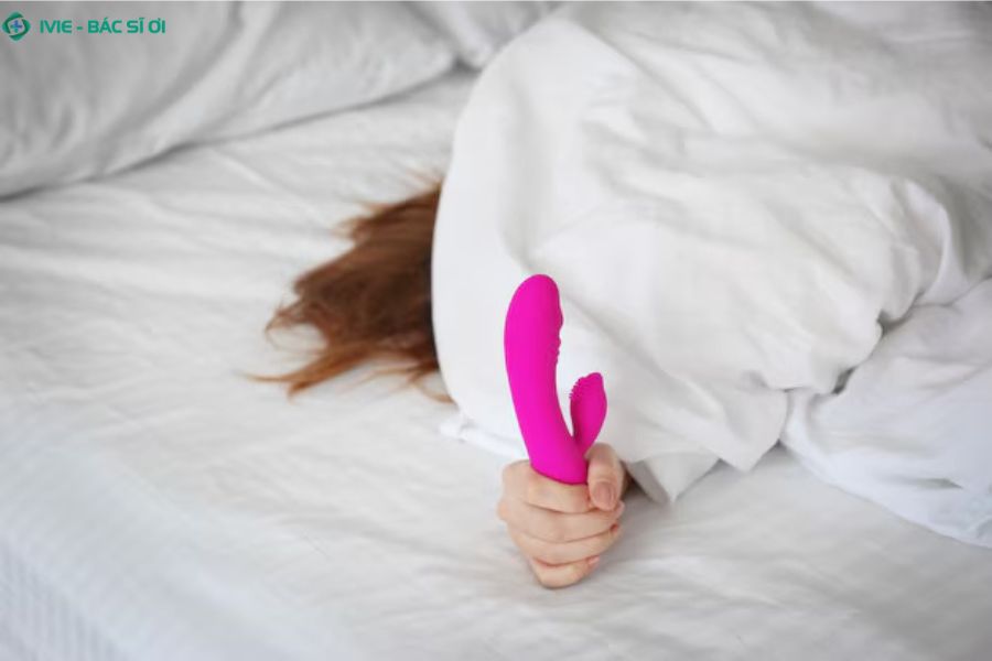 Silicone y tế là chất liệu đồ chơi tình dục an toàn được các chuyên gia y tế khuyên dùng