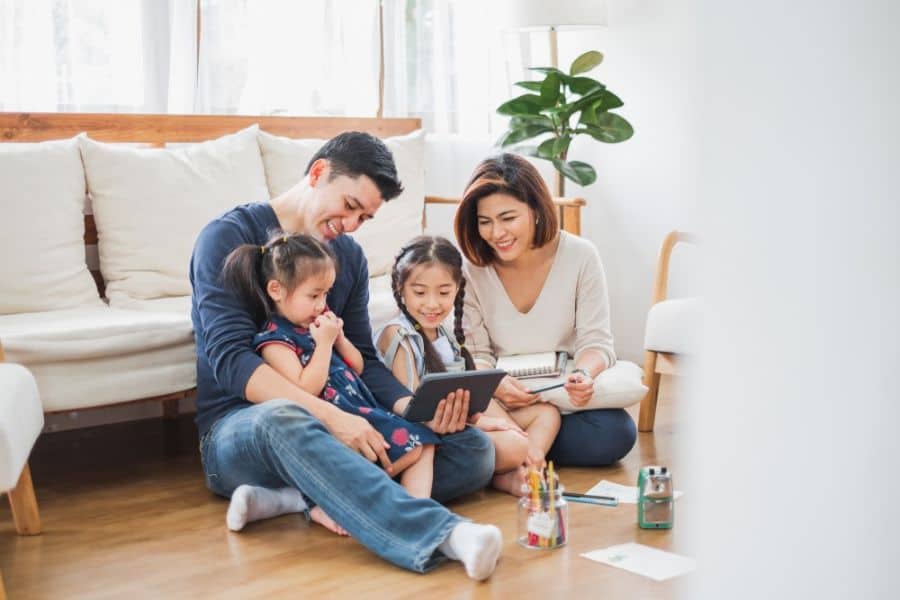 Sự kết hợp giữa BHYT và bảo hiểm sức khỏe giúp xóa bỏ khoảng trống viện phí cho trẻ