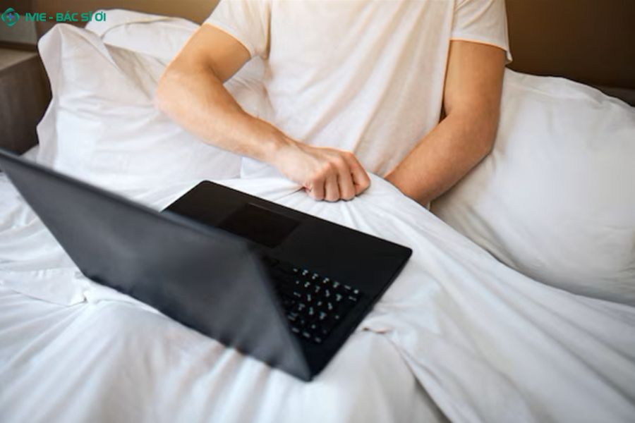 Nhận diện các dấu hiệu nghiện nội dung khiêu dâm là bước đầu tiên để bạn tìm lại sự cân bằng trong cuộc sống