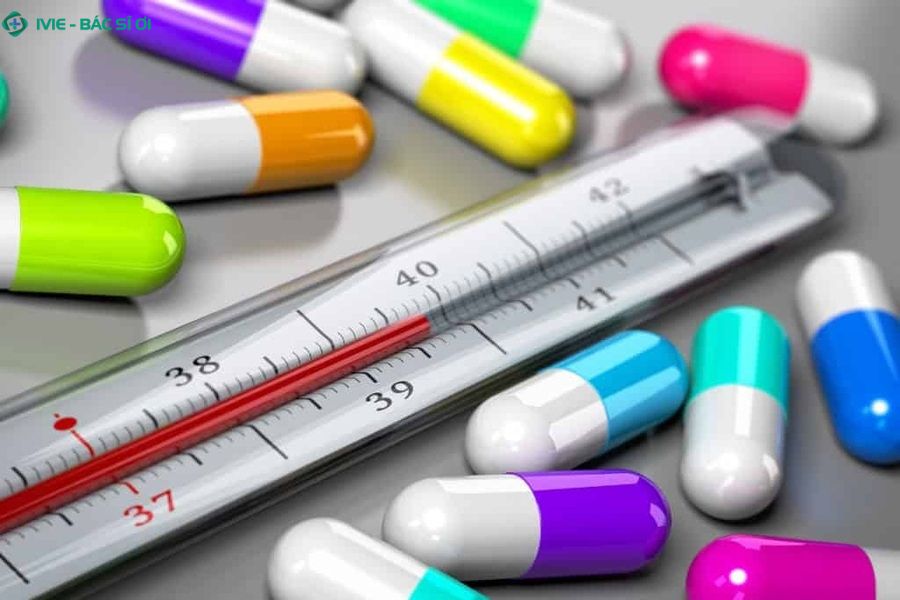 Việc dùng thuốc tây cần tuân thủ đúng liều lượng và thời gian do bác sĩ chỉ định