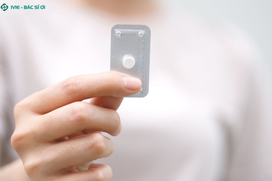 1 tháng uống thuốc tránh thai khẩn cấp mấy lần là an toàn?