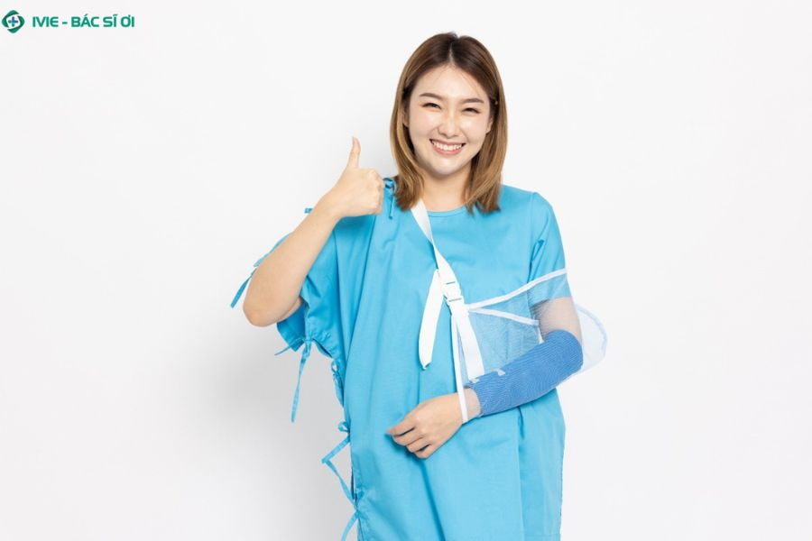 Khoảng trống tài chính tự chi trả (OOP) thể hiện gánh nặng viện phí người bệnh phải gánh vác nếu chỉ dùng BHYT