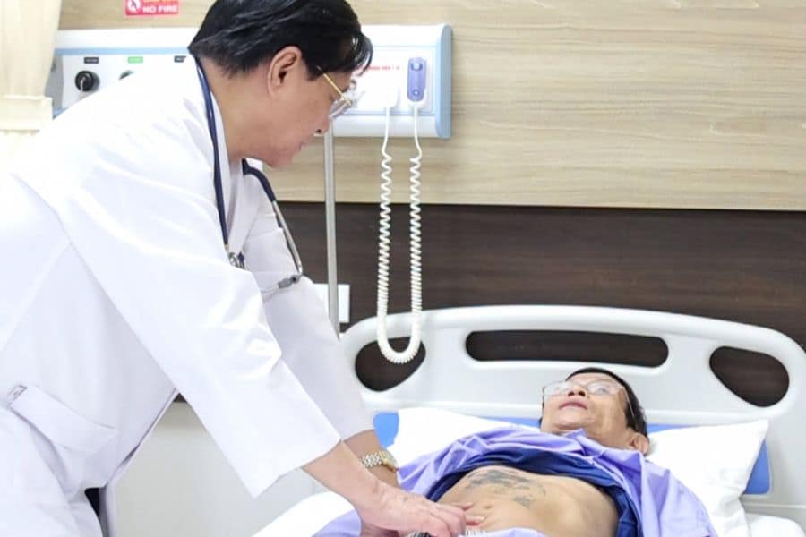 Bệnh viện Đa khoa Phương Đông sở hữu khuôn viên tổ hợp y tế xanh mát, phục vụ khám chữa bệnh từ 6h30 hàng ngày